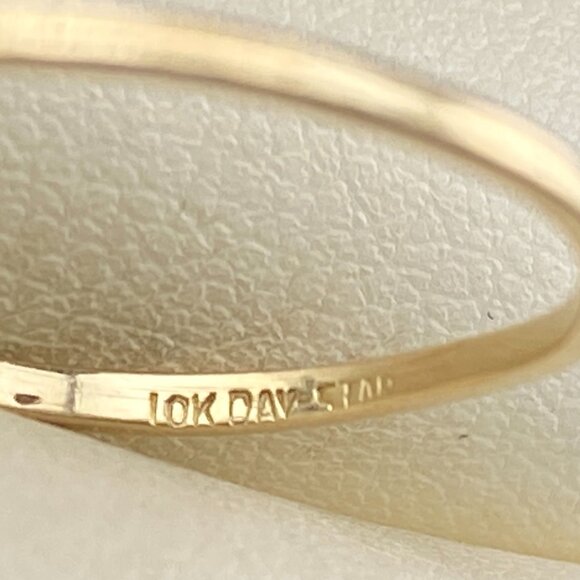 10K Yellow Gold Petite Day-Star 0.06 Carat Diamond Ring Size 6.5 - 0.815 Grams - Picture 7 of 10